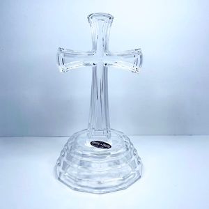 Vintage St George Cross 24% Lead Crystal Sculpture On Round Base High Quality